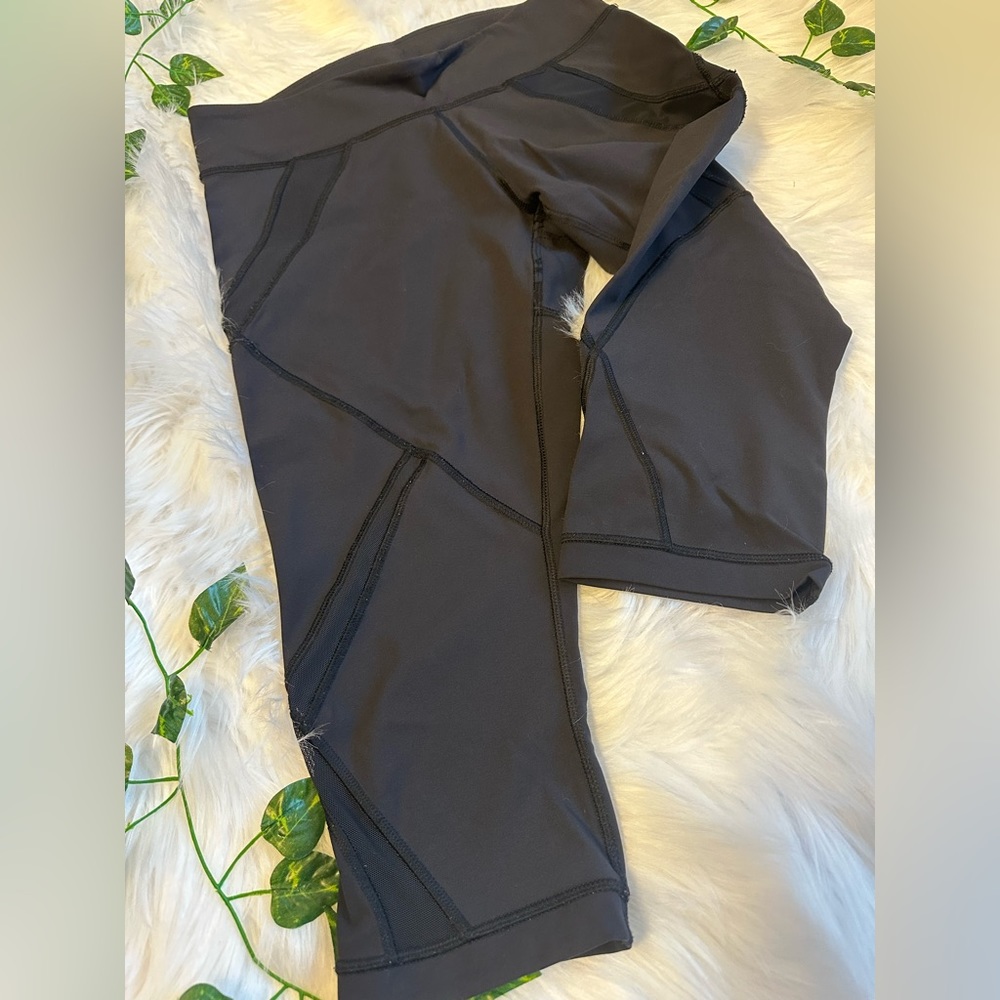 Lulu crops with mesh cut outs